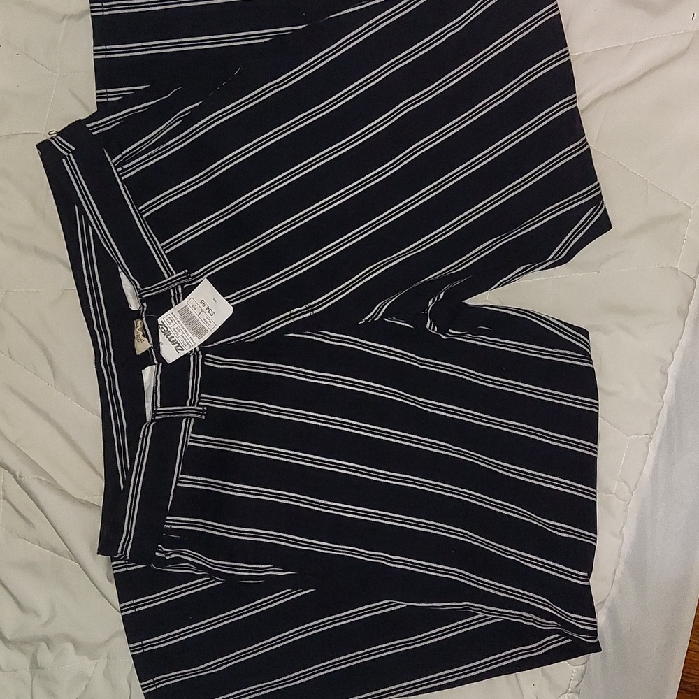 Cropped pants